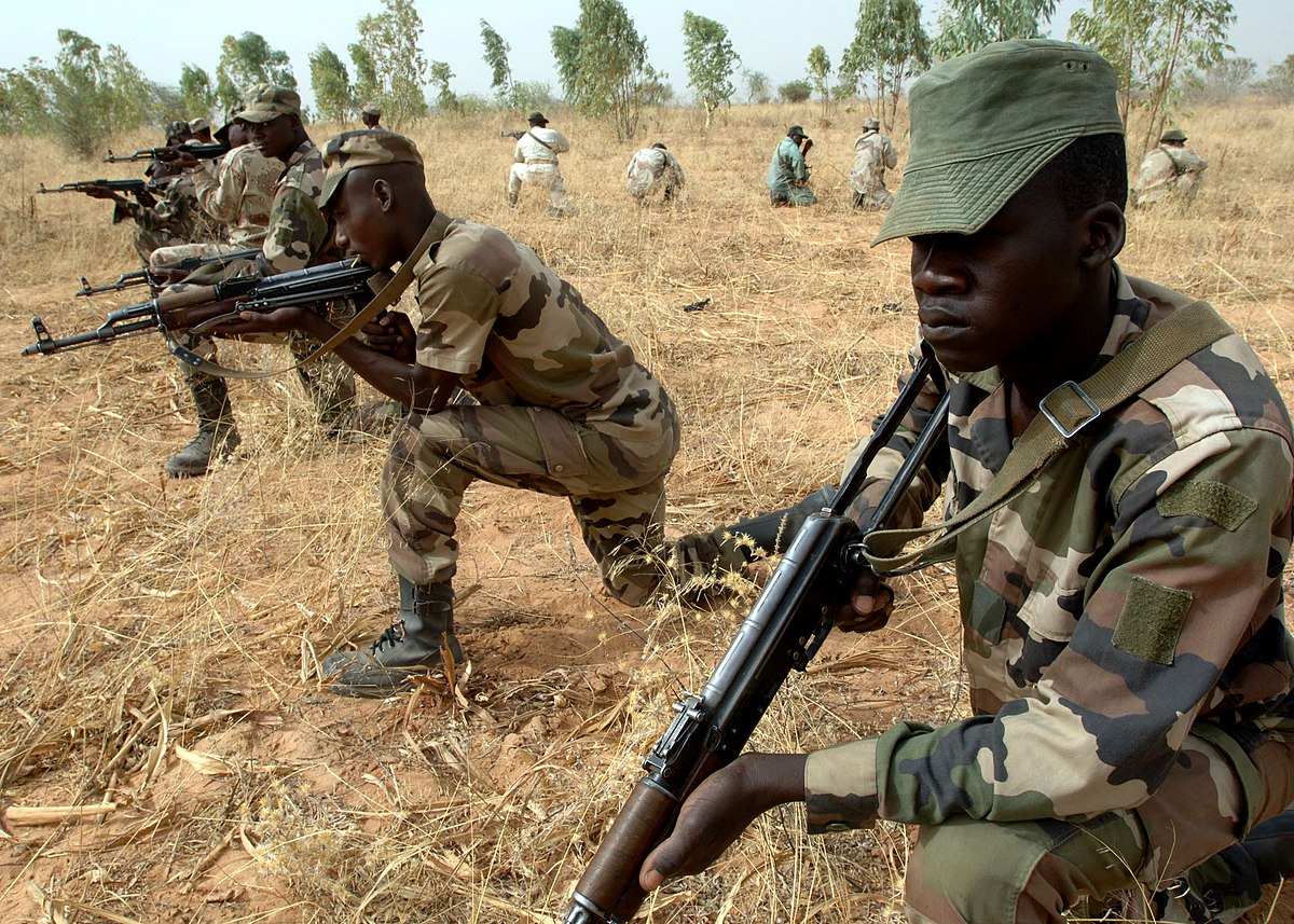 niger_army.jpg