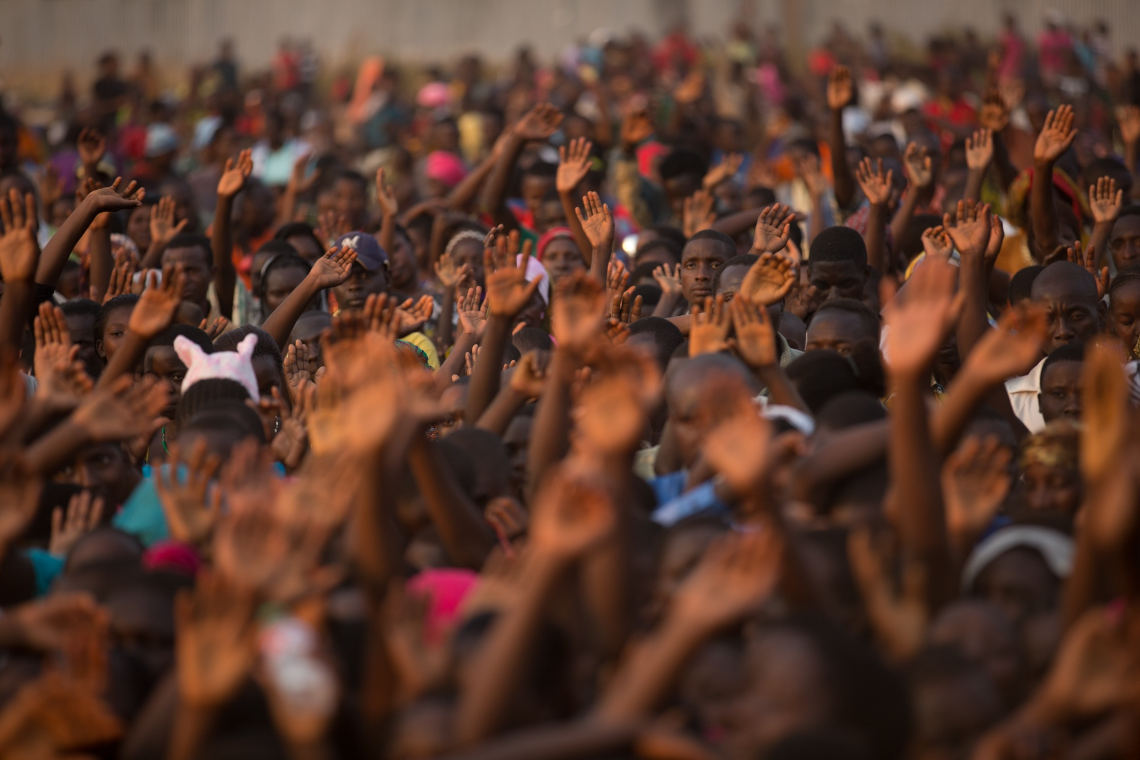 people-crowd-audience-youth-cheering-festival-113610-pxhere_com.jpg